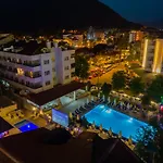 Private Hotel 3*