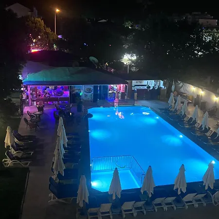 私人酒店 马尔马里斯