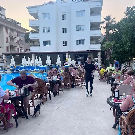 私人酒店 马尔马里斯