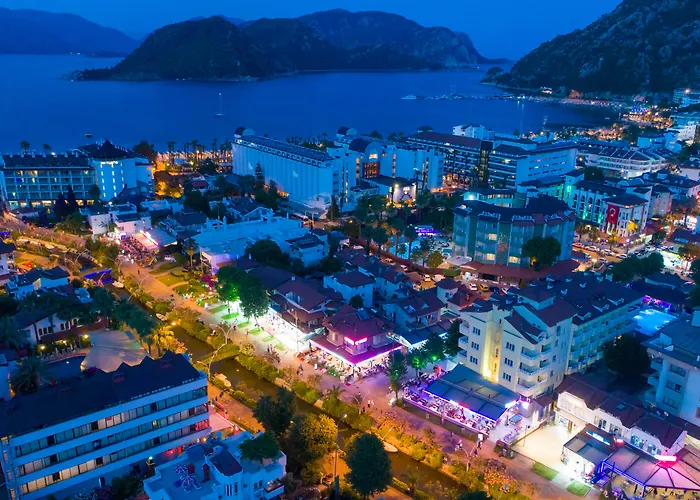 מלון Private מרמריס