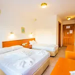 Private Hotel